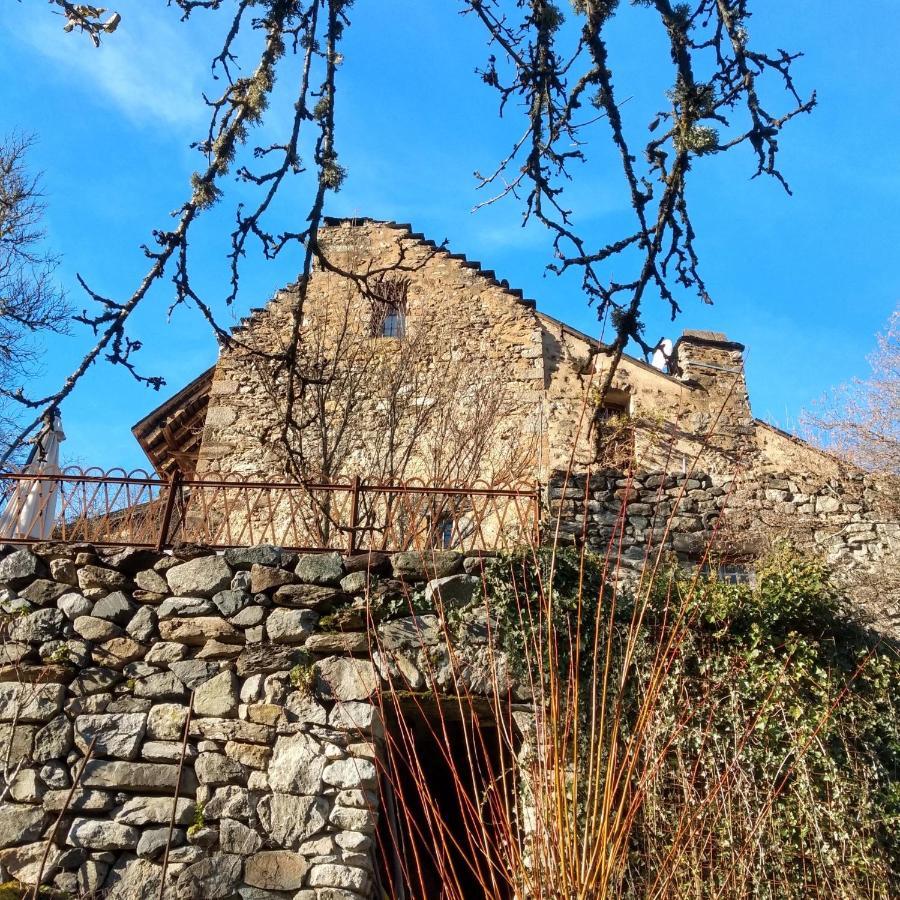 Chambre Ou Gite Dans Une Maison De Montagne - De Suzon A Zelie Entraigues  Exterior foto