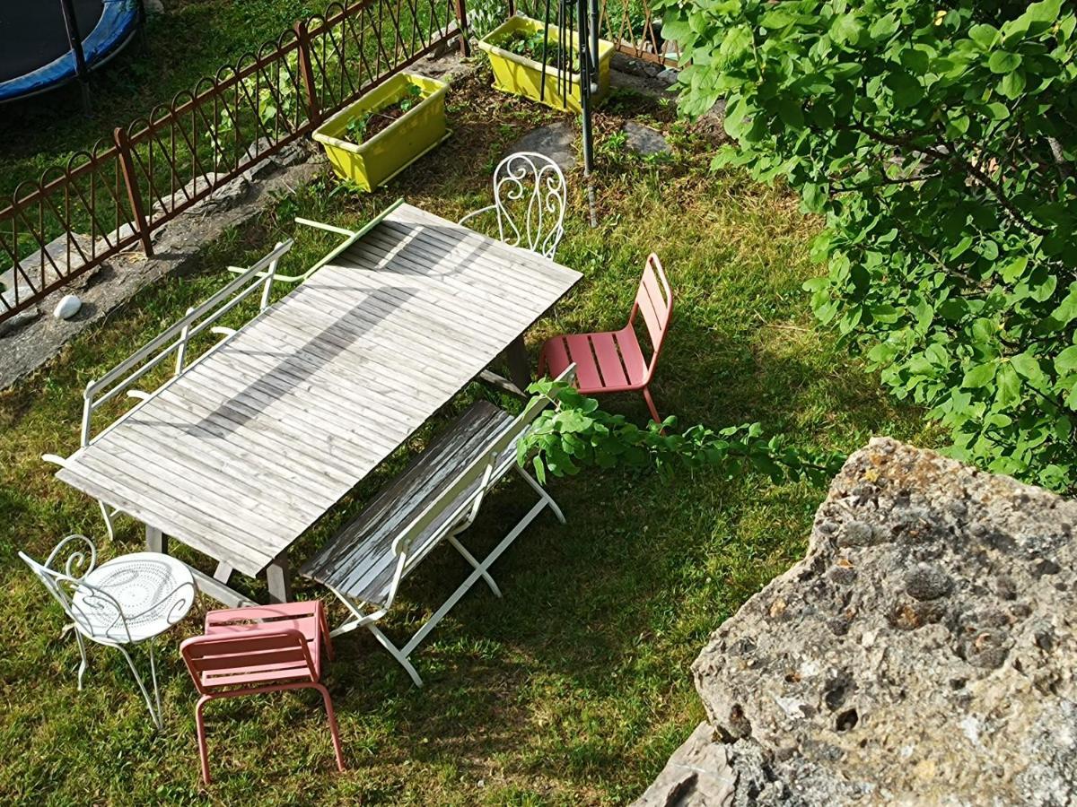 Chambre Ou Gite Dans Une Maison De Montagne - De Suzon A Zelie Entraigues  Habitación foto